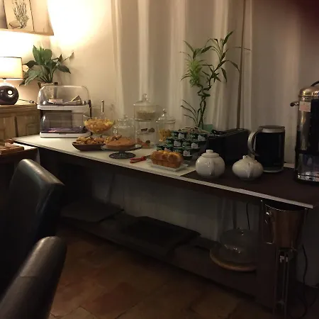 Alojamento de Acomodação e Pequeno-almoço Domaine Le Village Villenouvelle