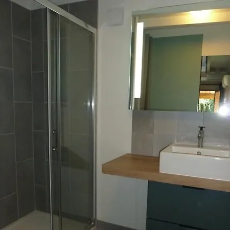 Domaine Le Village Alojamento de Acomodação e Pequeno-almoço