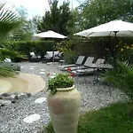 Domaine Le Village