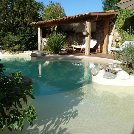 Domaine Le Village فندق مبيت وإفطار