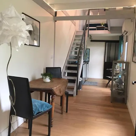 Domaine Le Village Bed and Breakfast